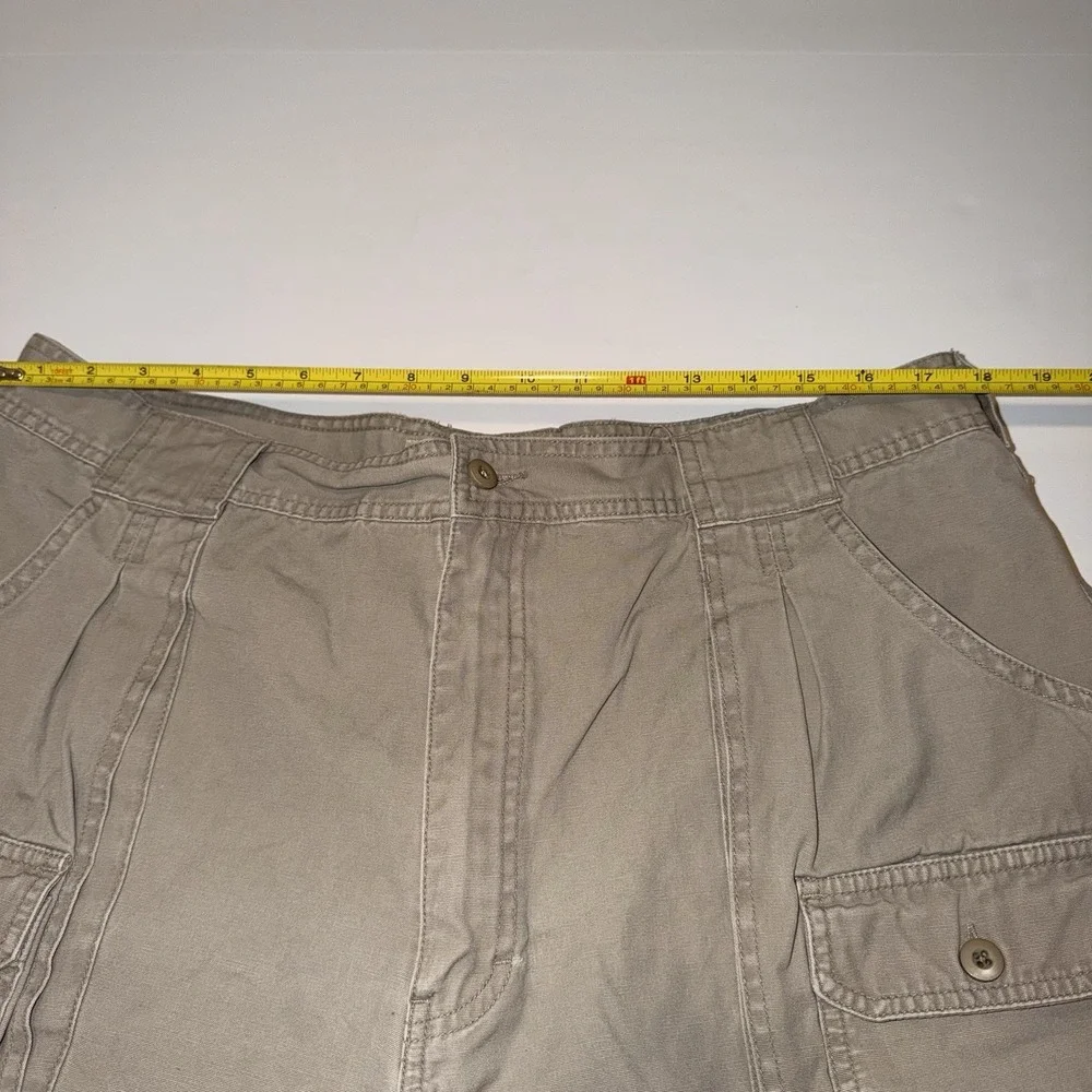 Cabelas Mens Hiking Shorts Size 40 Khaki 7‎ Pocket Outdoor Cargo Utility